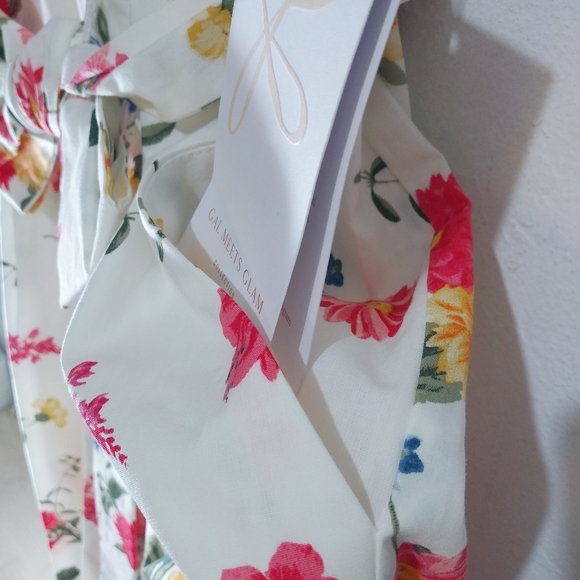 Gal Meets Glam collection
Floral jumpsuit NWT - Picture 4 of 14